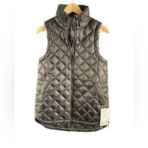 Athleta Women’s XS Whisper Featherless Quilted Puffer Vest Black  NWT $159 NEW